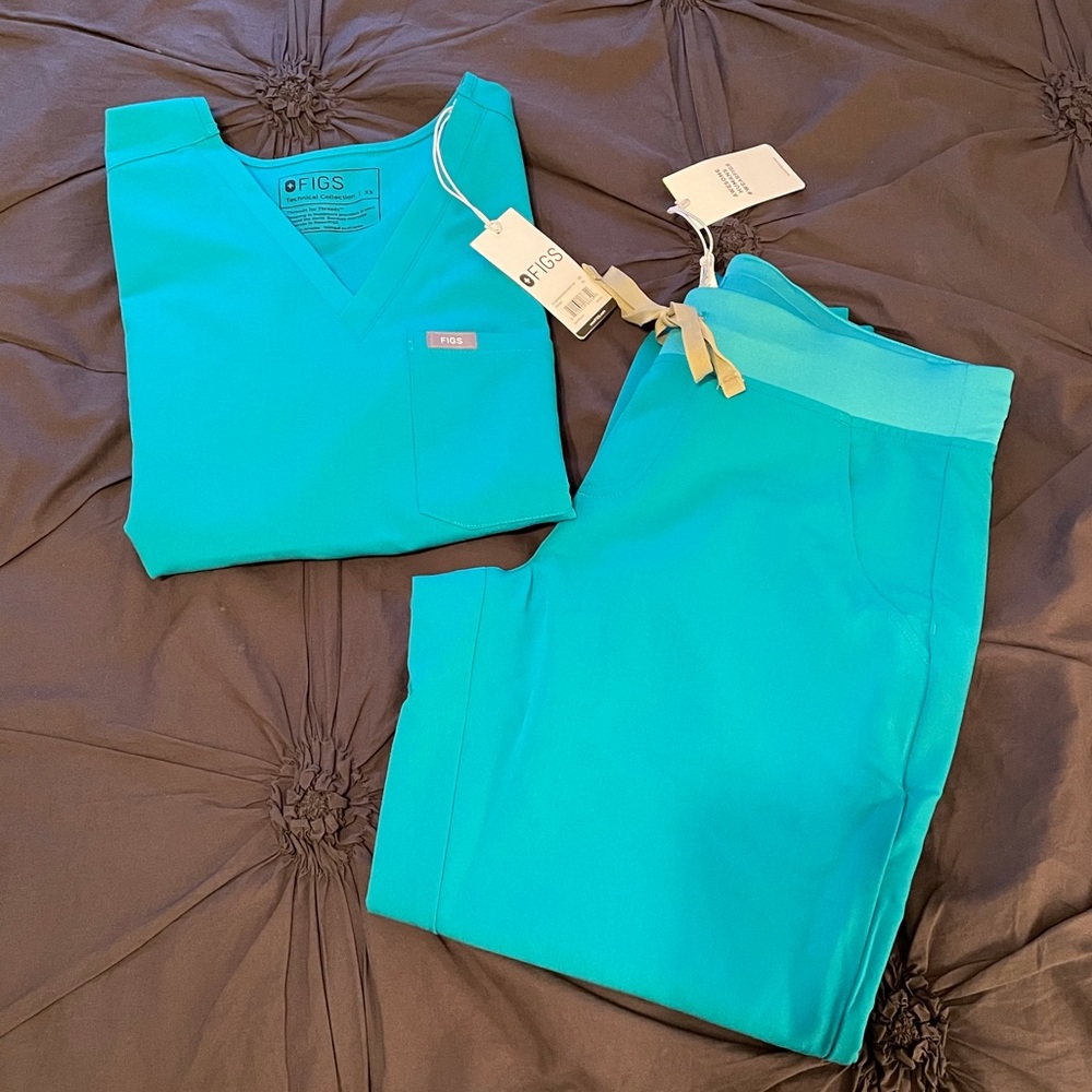 Figs Scrubs set